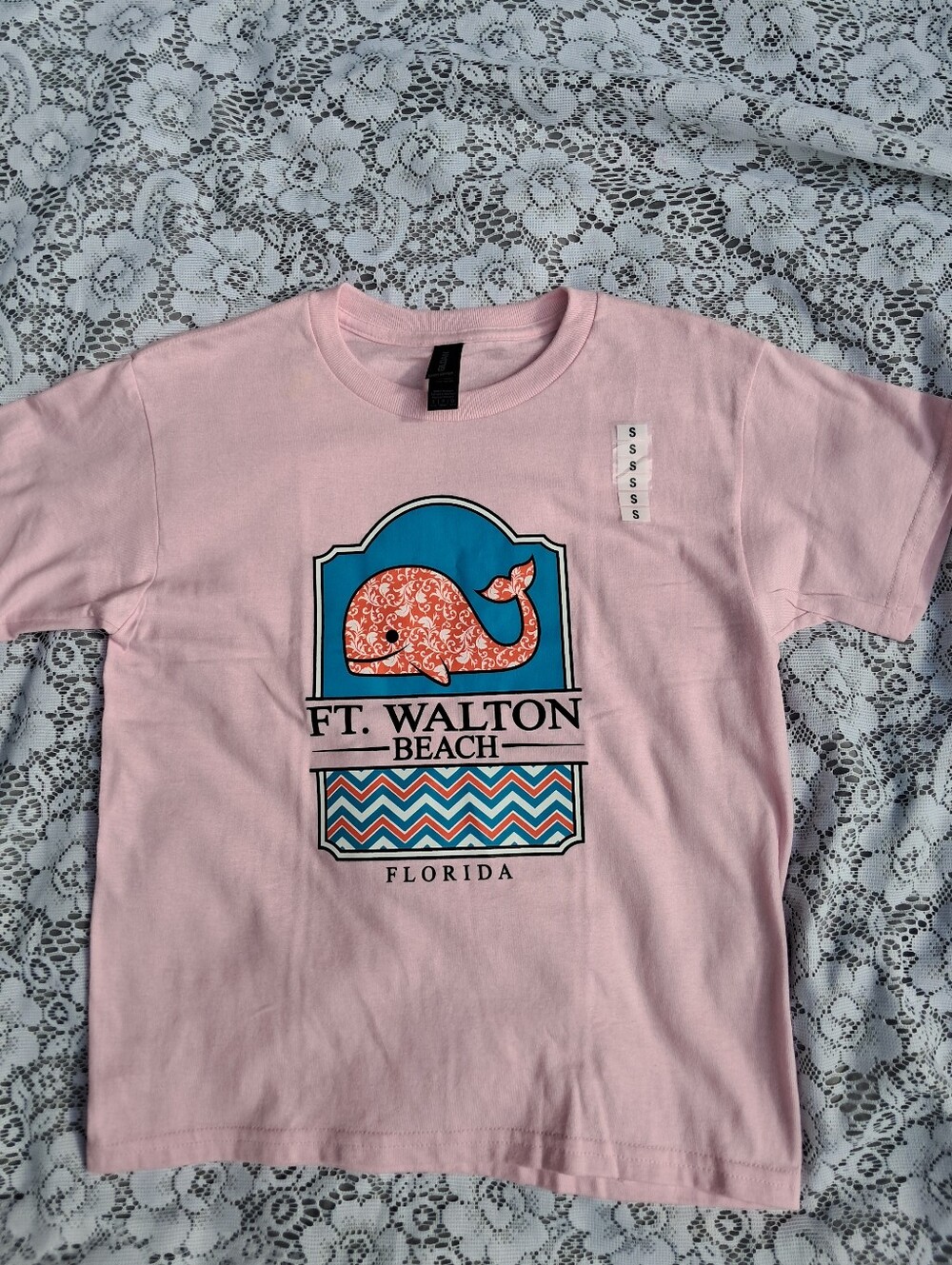 NWT Cotton Gildan Pink Ft. Walton Beach Florida Whale Graphic Tee